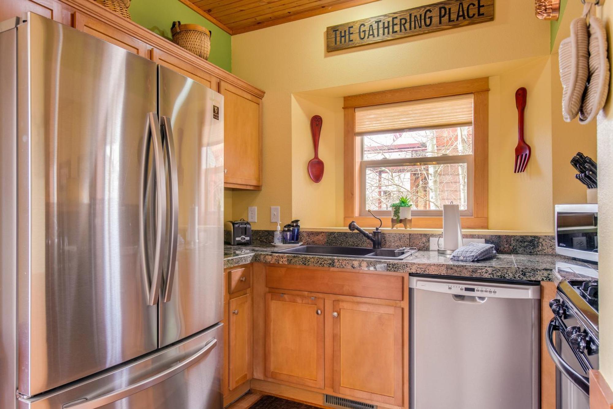 Riverfront Cabin About 4 Mi To Granby Ranch! Extérieur photo