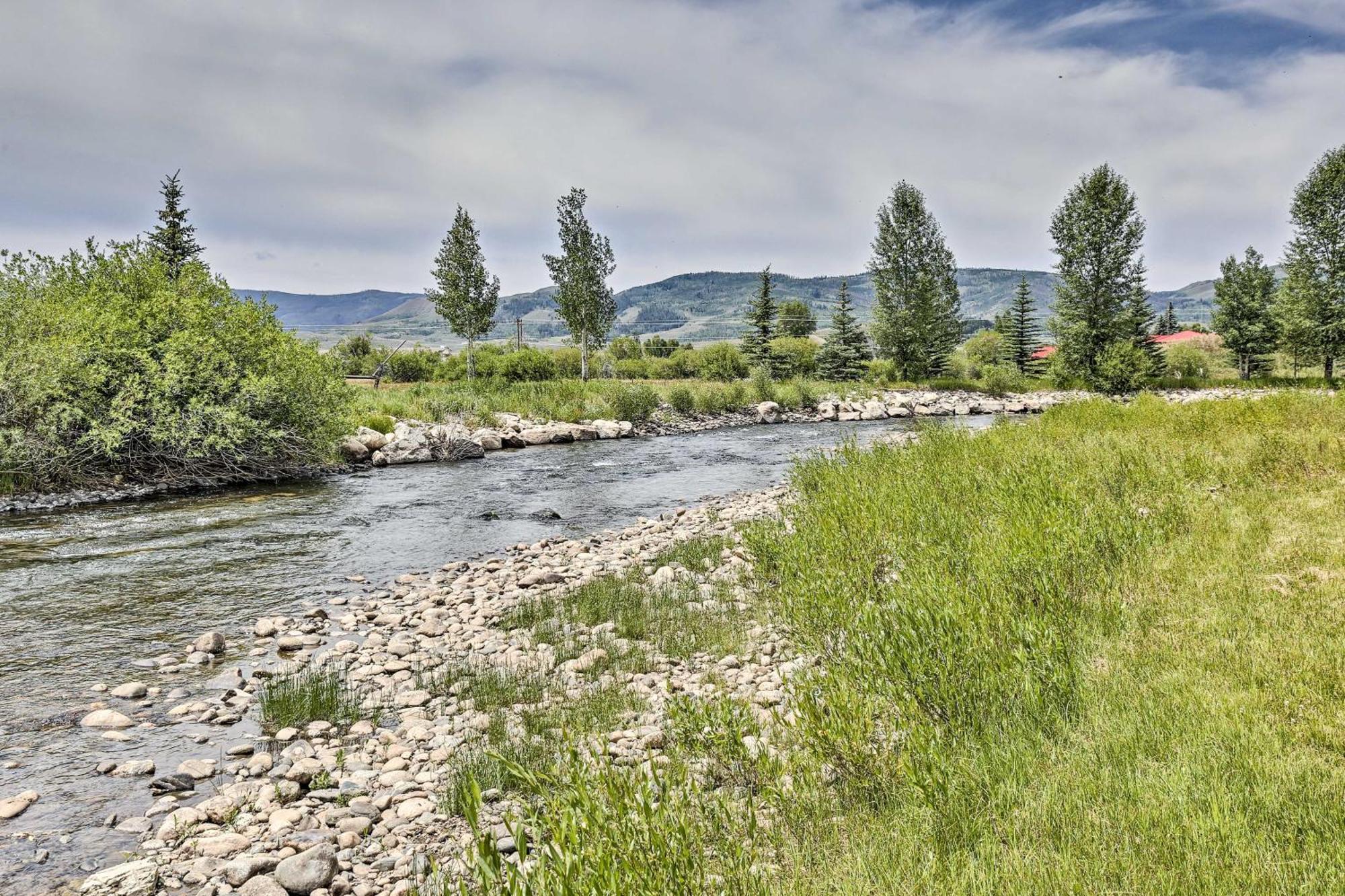 Riverfront Cabin About 4 Mi To Granby Ranch! Extérieur photo